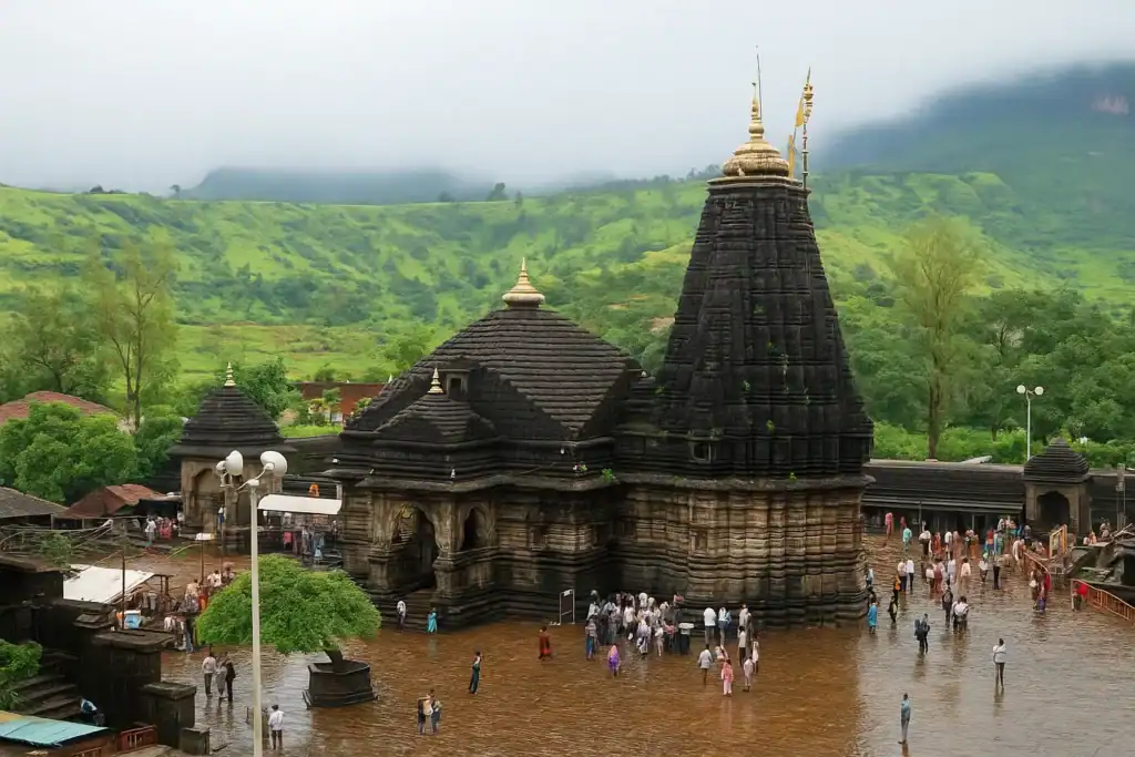 Trimabakeshwar Temple